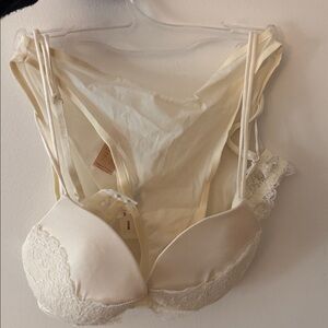 La Perla 2pc set NWT in ivory